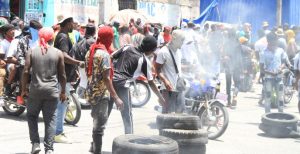 Gobierno pide a población de Haití luchar contra la inseguridad