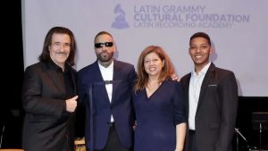 Fundación Cultural Latin Grammy otorga beca Nicky Jam a pianista dominicano