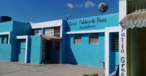BANI: Decomisan armas, drogas, iguana y otros objetos en cárcel