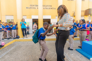 Dan ayuda emocional a menores tras explosión en San Cristóbal
