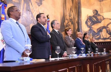 Pacheco presenta informe de su gestión en Cámara de Diputados