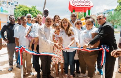 Alcaldía DN inaugura parque Villa Juana en honor a Leo Corporán