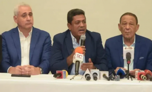 Santos, Fiquito, Maríñez y otros dejan el PRD; critican la «alianza»