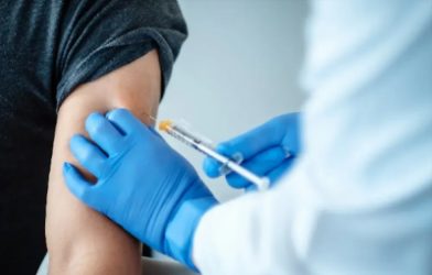 Salud inicia vacunación contra influenza con 400 mil dosis