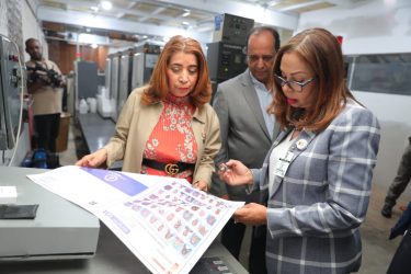 La JCE inicia impresión de boletas electorales para primarias de PRM