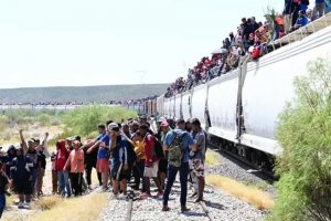 México lamenta ley migratoria de Iowa «criminaliza al migrante»
