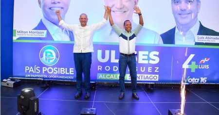 País Posible proclama Rodríguez candidato a alcalde por Santiago