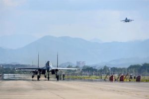 Taiwán denuncia presencia de 10 aviones y buques chinos en su isla