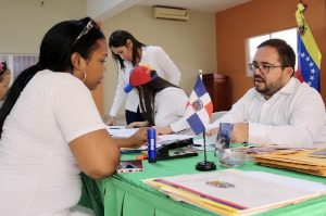 Consulado de Venezuela en RD inicia atención móvil a ciudadanos