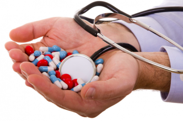 El 80% de personas hipertensas no recibe un tratamiento adecuado El 80% de personas hipertensas no recibe un tratamiento adecuado