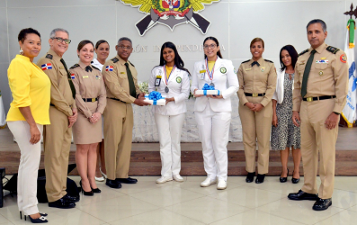 Hospital FFAA gana 2do lugar en Primer Debate Nacional Pediatría Hospital FFAA gana 2do lugar en Primer Debate Nacional Pediatría