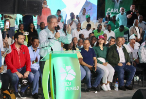 Leonel acusa Gobierno intentar fracaso de alcaldes no se venden