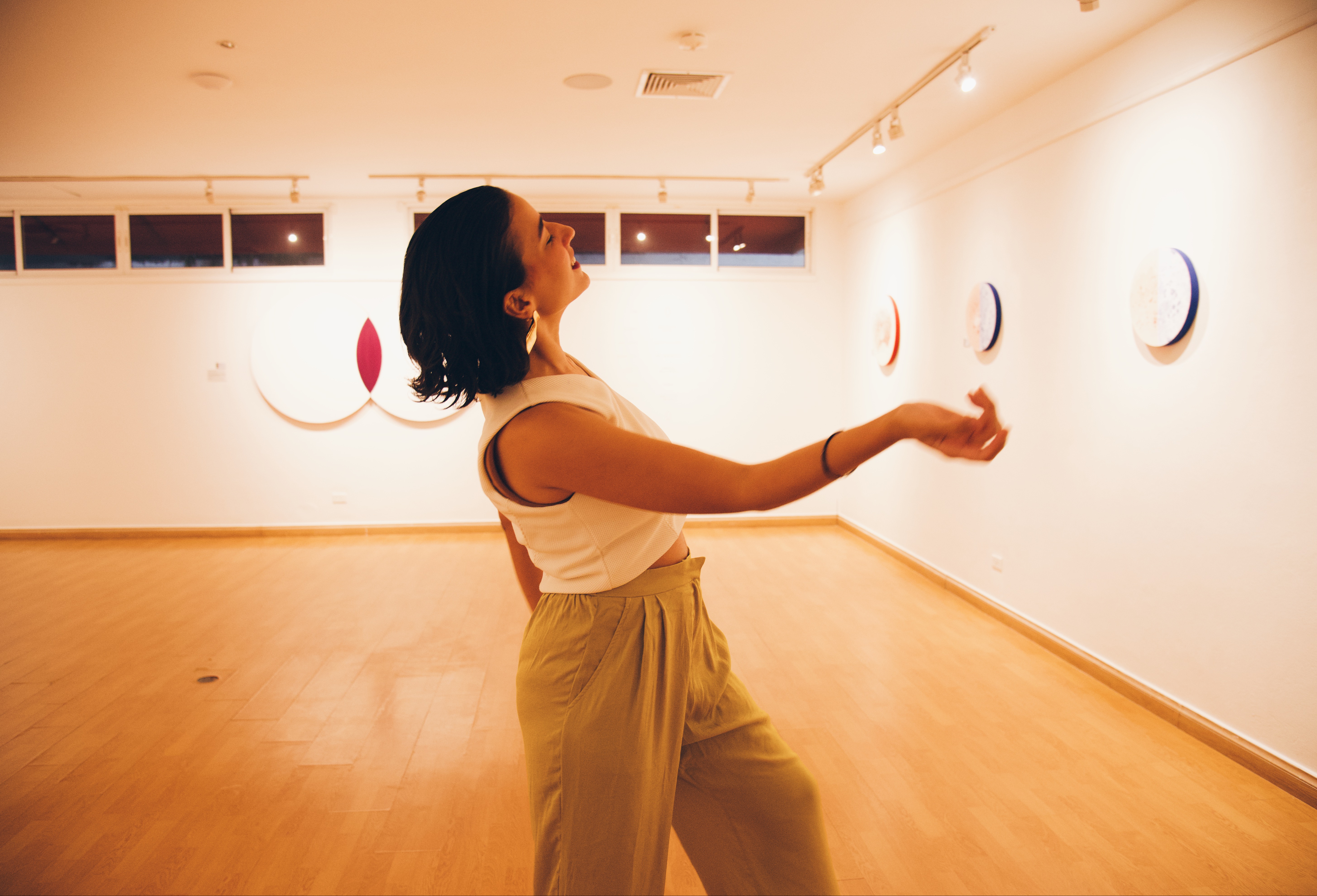 Viviente: Una inmersión en la esencia de la vida a través del arte de Ana María López imagen