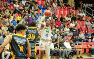 San Sebastián vence a Don Bosco en serie final baloncesto de Moca