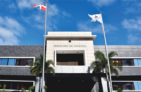 Pobreza monetaria bajó a 15.4% hasta marzo, según Gobierno Pobreza monetaria bajó a 15.4% hasta marzo, según Gobierno