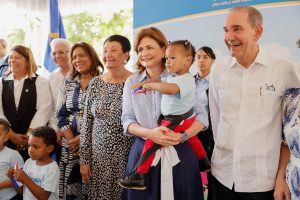 Vicepresidenta Peña inaugura un CAFI en Recinto Bonao de la UASD