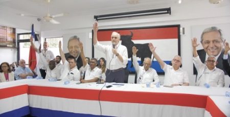 PRSD proclama a Luis Abinader como su candidato presidencial