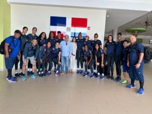 Equipo de voleibol de la RD parte a Brasil a base de entrenamientos
