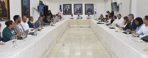 MINERD crea comisión reforma del sector preuniversitario de RD