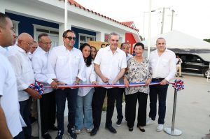 El presidente Abinader inaugura obras en María Trinidad Sánchez