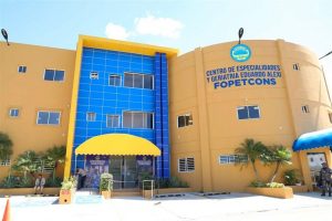 Gobierno inaugura un centro de Geriatría en Santo Domingo Este