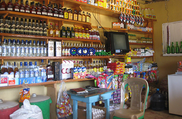 Colmaderos rechazan imposición de licencia para vender alcohol | AlMomento.net