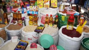 Comerciantes piden aprobar ley libera de aranceles a productos