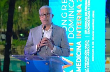 Sociedad de Medicina Interna dice se omitió prevención del dengue