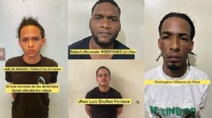 LA VEGA: Policía acusa grupo de integrar una banda delincuentes