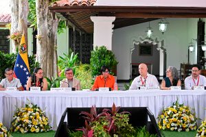 COLOMBIA: Gobierno anuncia el quinto ciclo de diálogo con el ELN