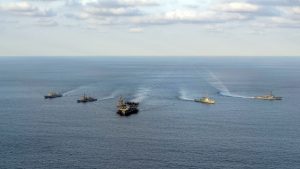 Seúl, Japón y EU hacen ejercicios navales con portaaviones nuclear