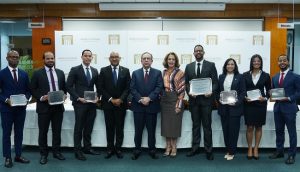 BCRD entrega premios Concurso de Economía Juan Pablo Duarte