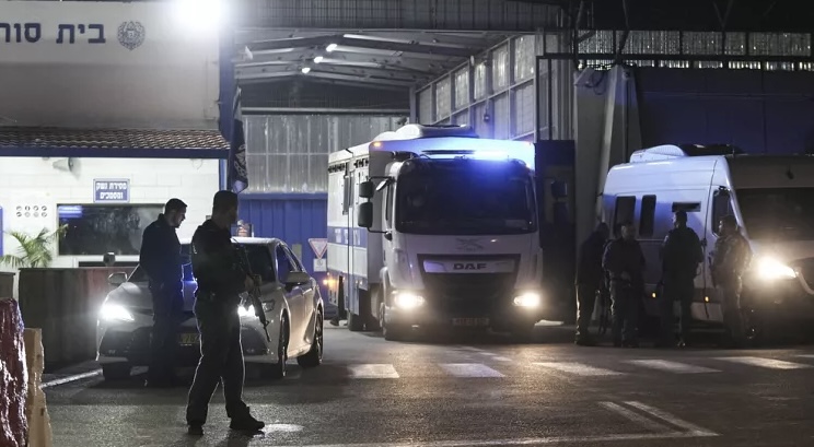 Hamás retrasa liberación rehenes; tras acusar a Israel violar acuerdo imagen
