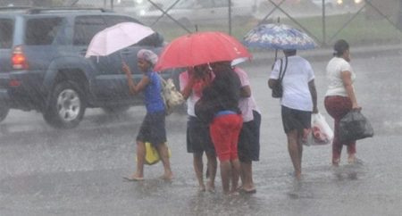 Una vaguada provocará fuertes aguaceros en varias provincias Una vaguada provocará fuertes aguaceros en varias provincias