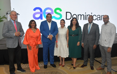 AES Dominicana realiza encuentro anual para sus clientes y socios