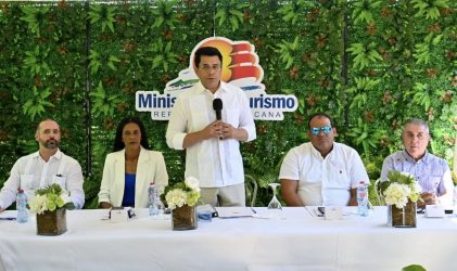 El Gobierno invertirá 192 millones en estacionamiento en Bayahibe