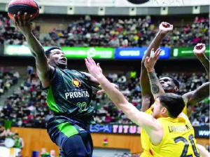 El dominicano Andrés Feliz brilla en el baloncesto de Europa