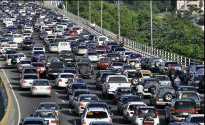 Hay virtual colapso en el tránsito en la ciudad de Santo Domingo