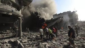 Al menos 14 palestinos muertos por bombardeos israelíes a Gaza