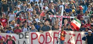 MEXICO: Miles migrantes avanzan por sur del país en plena Navidad