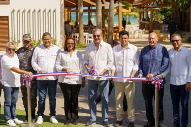 SAMANA: El Gobierno entrega en playa Las Galeras obras turísticas