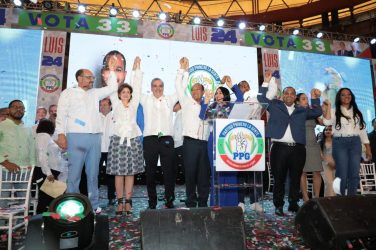 El PPG proclama a Luis Abinader candidato presidencial para 2024
