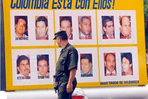 COLOMBIA: Ocho exguerrilleros FARC acusados secuestro diputados