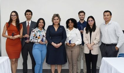 Procompetencia revela ganadores «Escribiendo por la competencia»