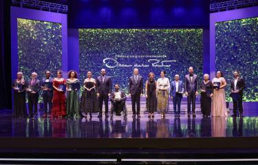 Quemuel Arroyo Peña gana el Premio al Emigrante Dominicano Oscar de la Renta