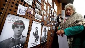 CHILE: Condenan a 20 años a exmilitares quemaron jóvenes en dictadura de Pinochet