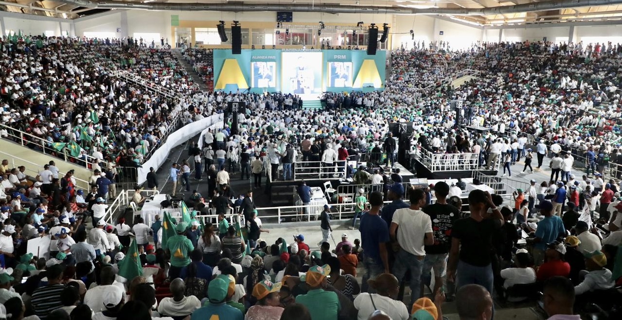 Abinader dice en RD «el camino de la impunidad está cerrado» imagen