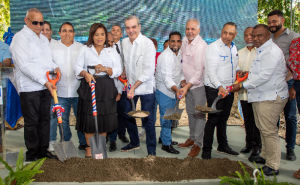 Presidente Abinader inaugura 7 obras Monseñor Nouel y La Vega