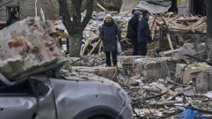 Dos muertos tras nuevos ataques de fuerzas rusas sobre Ucrania