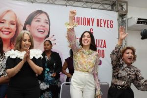 Nahiony Reyes llama la mujer ser parte activa transformación RD
